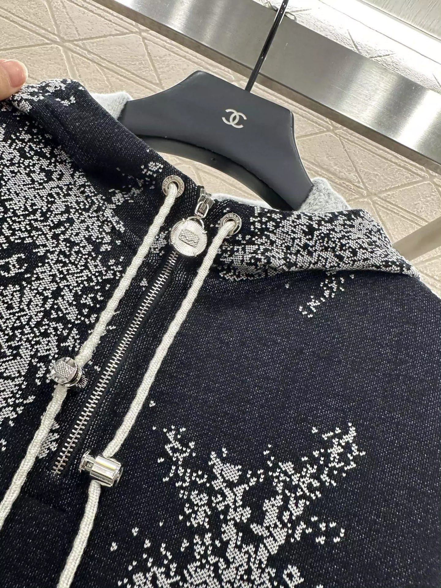 25fw new hooded printed sweatshirt skirt suit