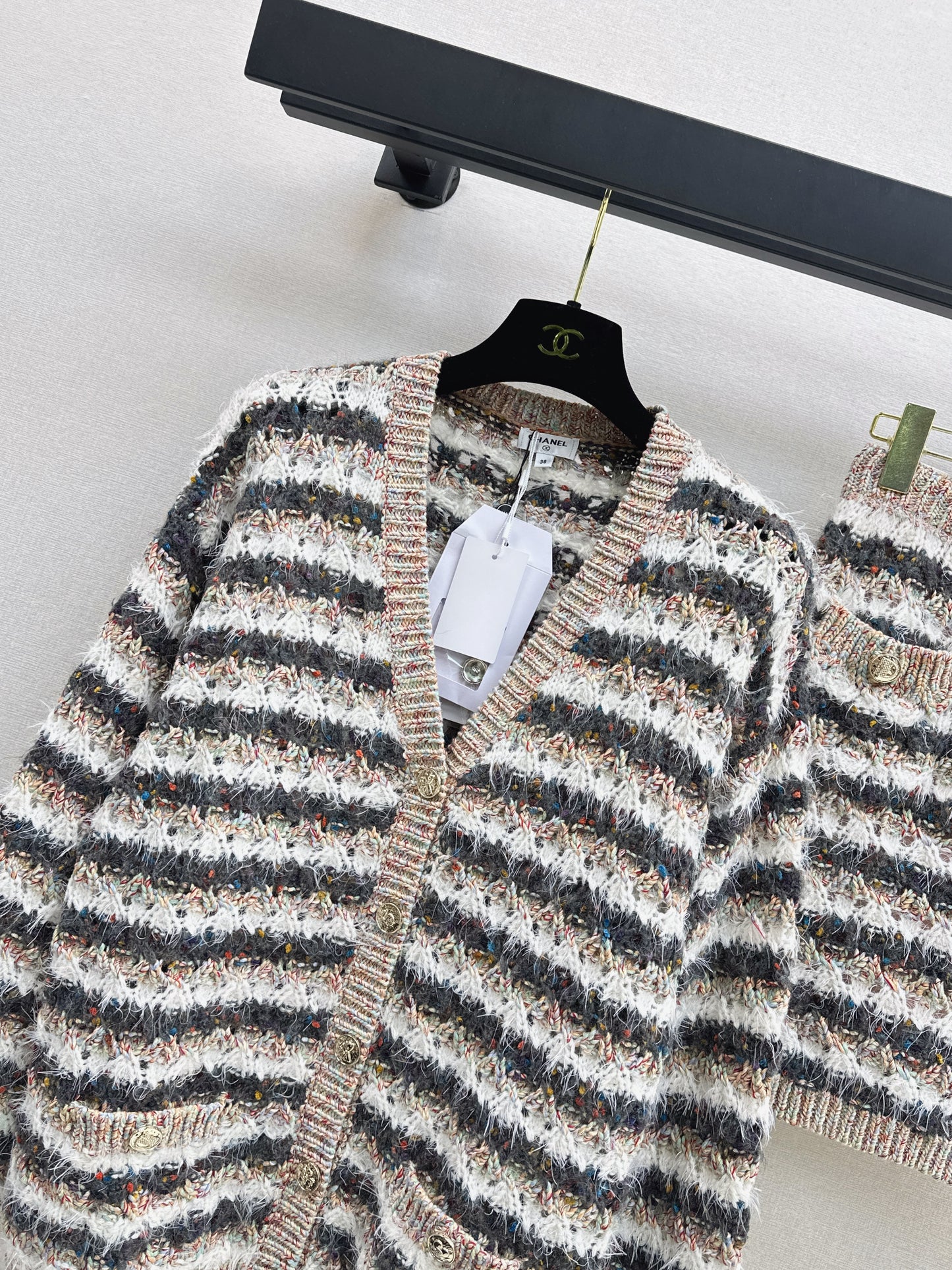 25fw new striped knitted cardigan + hip skirt suit