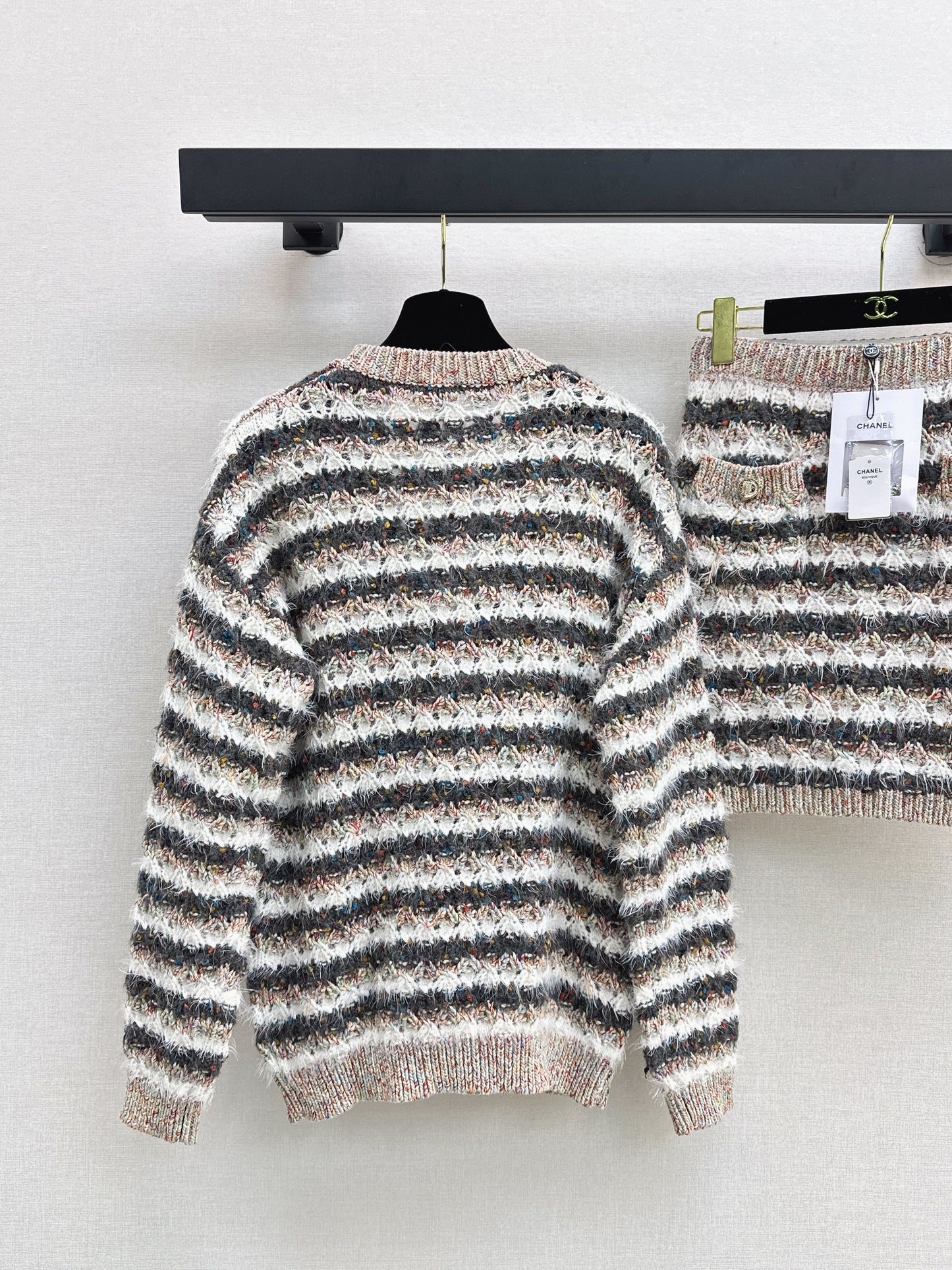25fw new striped knitted cardigan + hip skirt suit