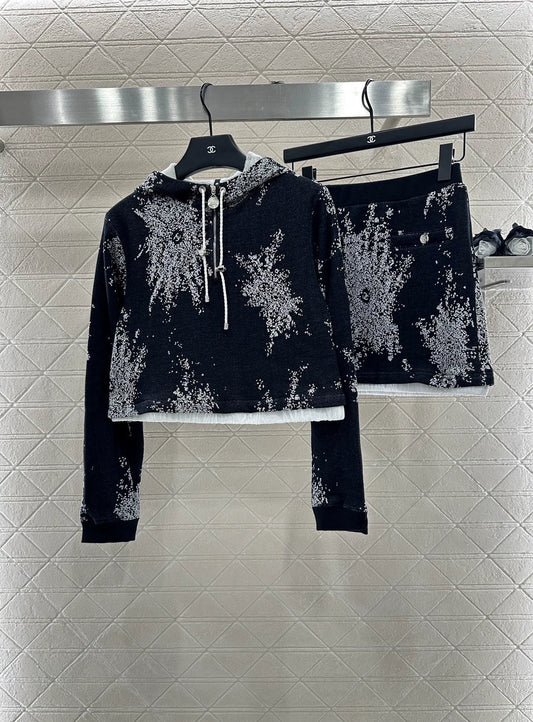 25fw new hooded printed sweatshirt skirt suit